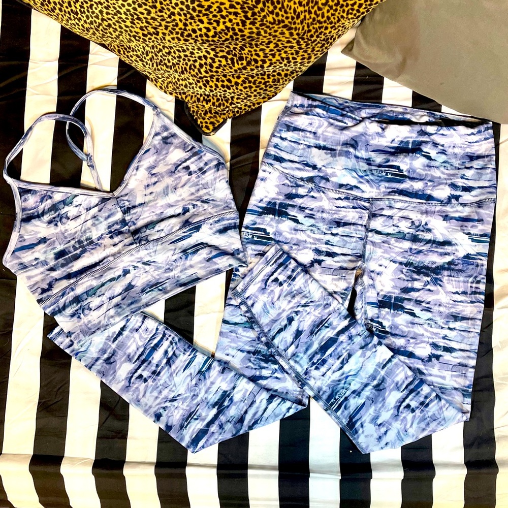 Gaiam blue workout or yoga set